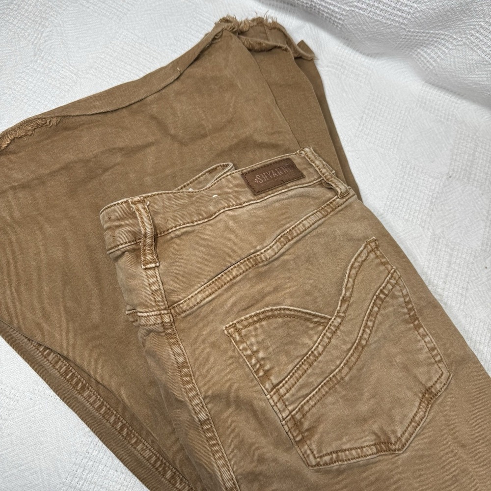 Shyanne Brown Super Flare‎ Jeans 33x34 Frayed Hem Stretch Boho Western Cowgirl
